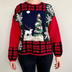 Vintage Talbots reindeer and snowflake Christmas sweater. ❤️